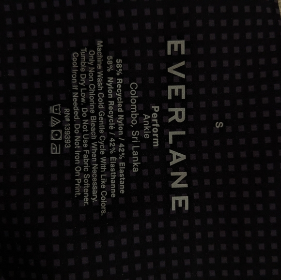EVERLANE Perform Ankle Workout Yoga PIlates Legging NEW Size S Windowpane - Picture 2 of 8